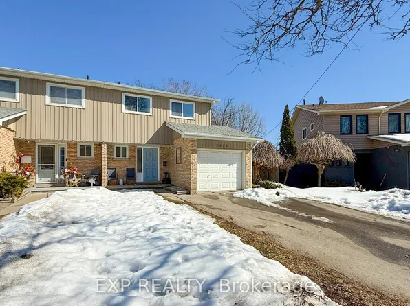 2458 Cobbinshaw Cir, Mississauga, ON L5N 2G3