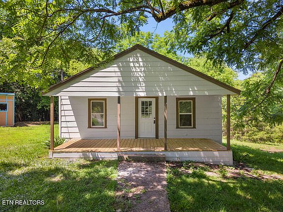 2nd image of 10310 Stiles Ln