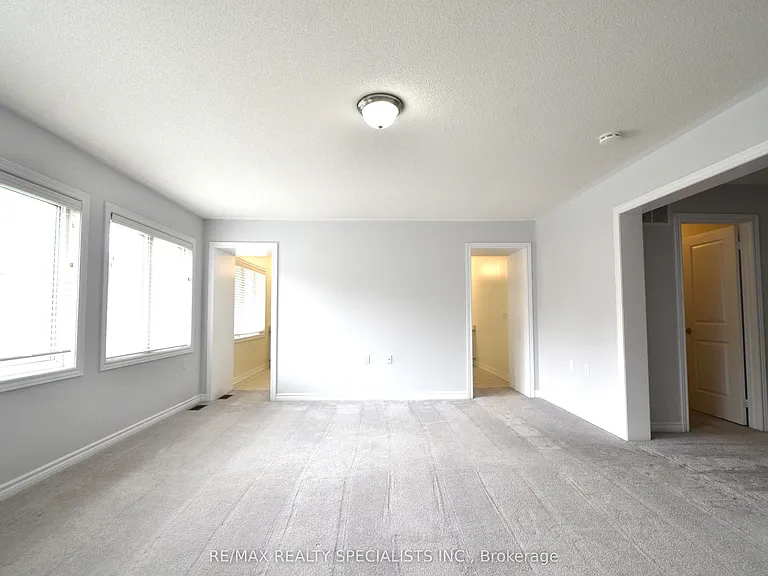 74 Dotchson Ave — Photo 21