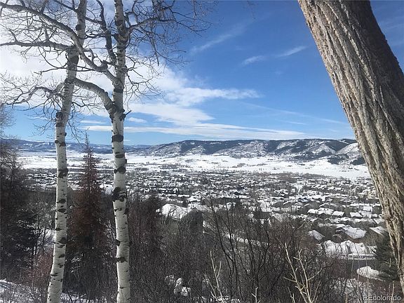 5th image of 2873 Ski Trail Ln