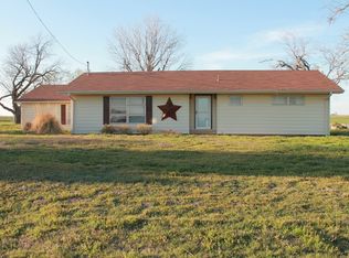 411 Harding Rd, Byers, TX 76357