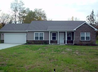 730 Red Oak Ln, Geneva, OH 44041