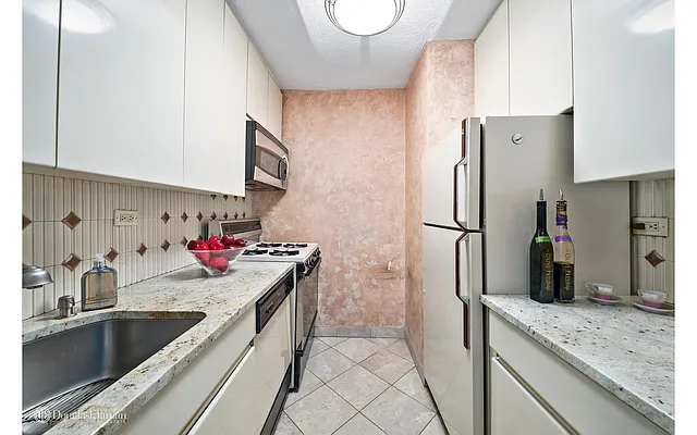 Sold by Douglas Elliman | media 3