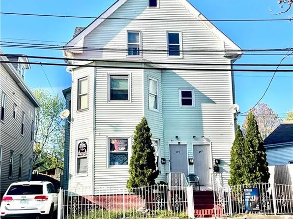 499 Potters Ave, Providence, RI 02907
