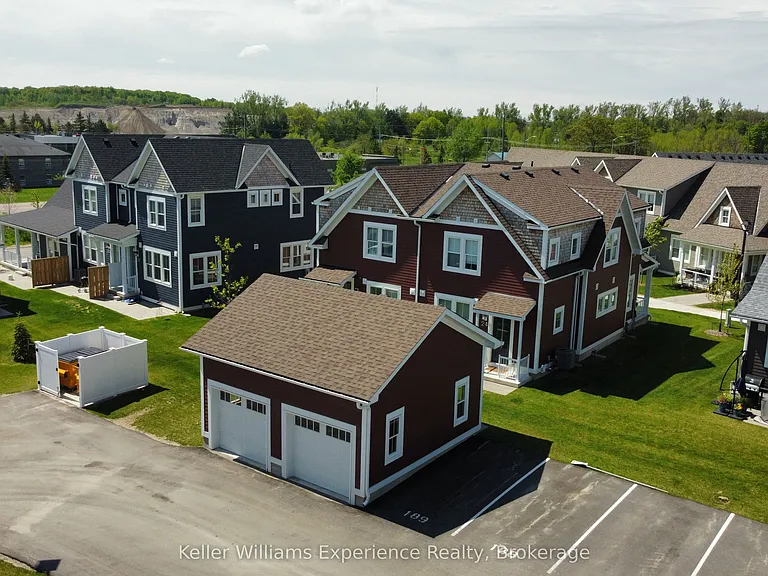 24 Danielle Cres — Photo 3