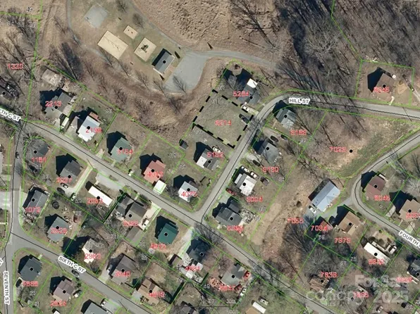 Hill St, Marion, NC 28752