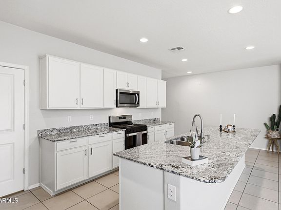 5th image of 15540 W SMOKETREE Drive