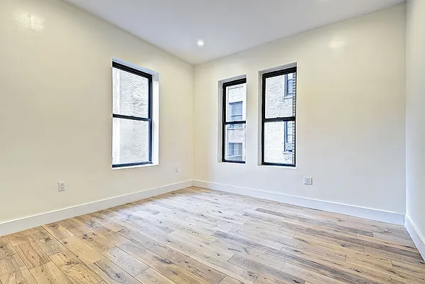 Rented by Prime Rok Real Estate LLC | media 10