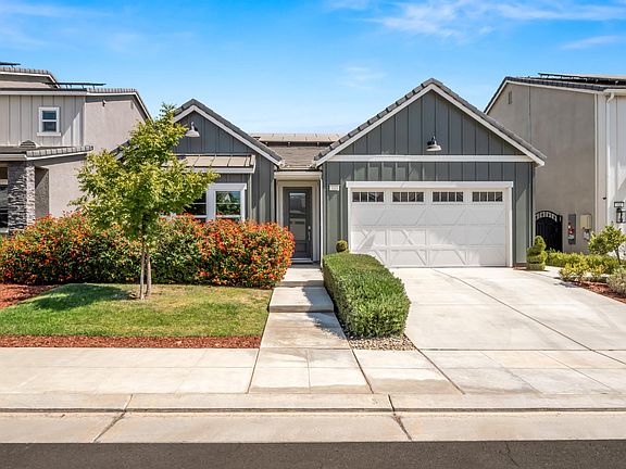 2nd image of 143 S Timberline Way