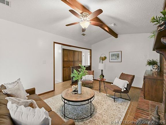 4th image of 1508 Ward Rd