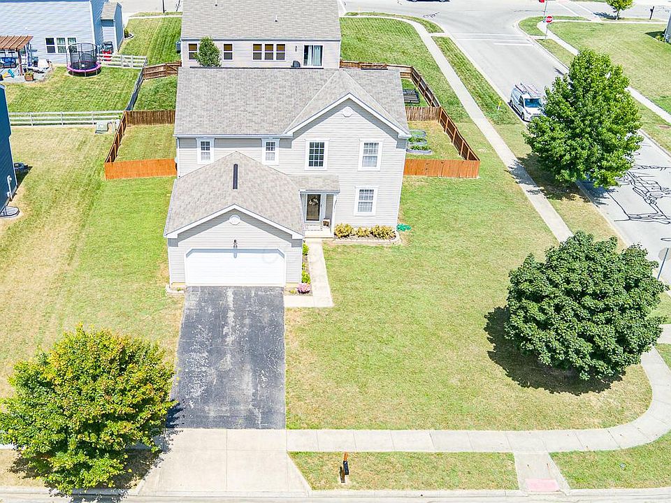 1st image of 43 Hawthorne Dr