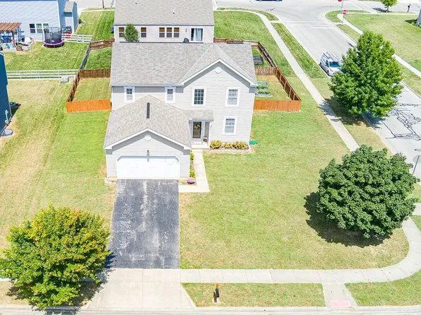 43 Hawthorne Dr, Ashville, OH 43103