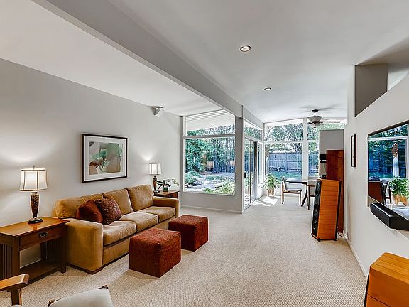 5th image of 4226 Stowe Way