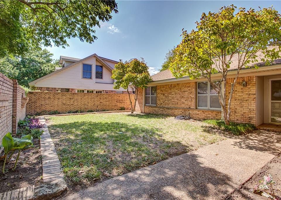 1st image of 4407 Green Oak Dr