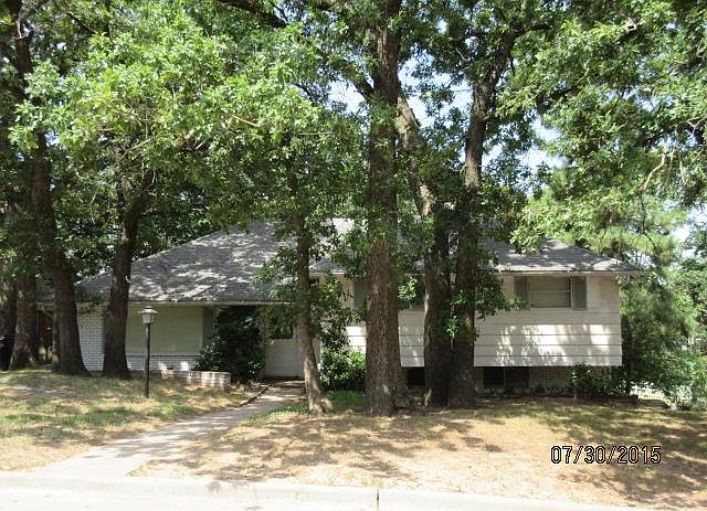 1st image of 2813 N Redmond Ave