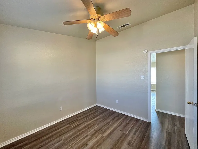 3402 Caprock Cir — Photo 15