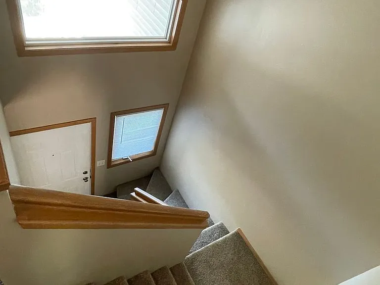 1801 Red Dale Dr — Photo 9