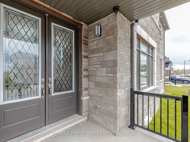 405 Newman Dr — Photo 5