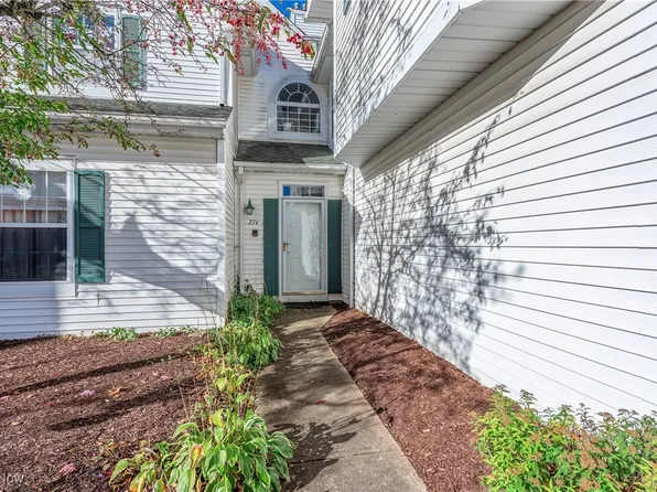 274 Vista Cir, North Olmsted, OH 44070