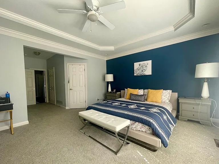 5012 Wolfpen Woods Dr — Photo 15