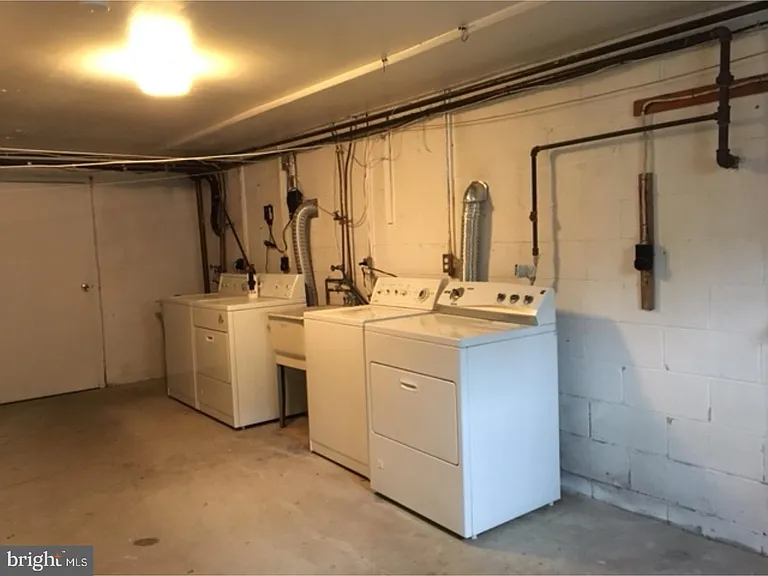 2410 David Dr #2 — Photo 21