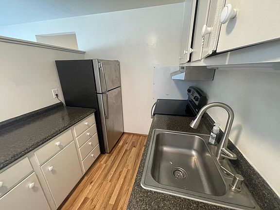 4th image of 175 2nd Ave #121