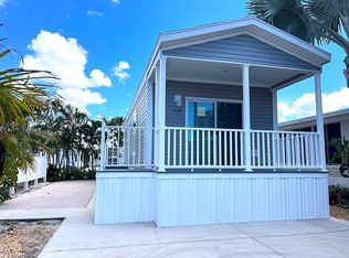 1000 Wiggins Pass Rd #18, Naples, FL 34110