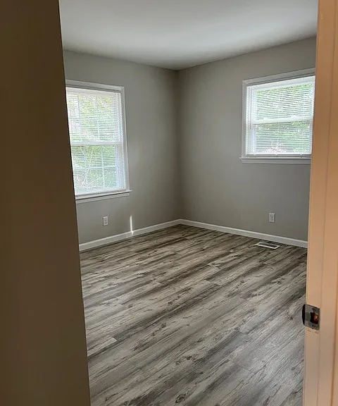 119 Racefield Dr — Photo 10