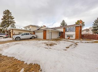 2437 89th St NW, Edmonton, AB T6K 2Y8