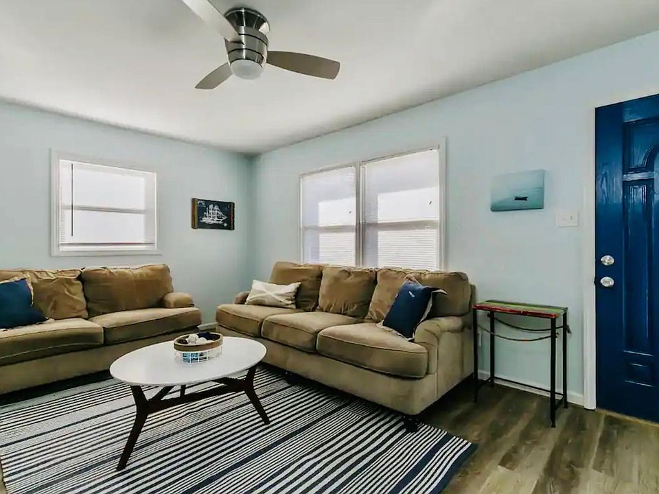 209 S Gurney St, Burlington, NC 27215 Zillow