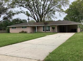 12145 Pecan Grove Ct, Baton Rouge, LA 70810