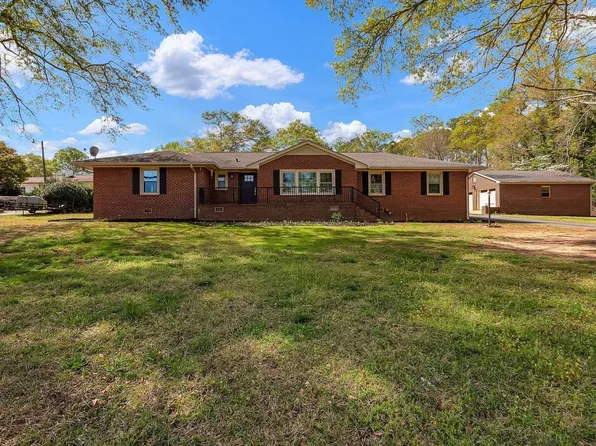 108 Pine Rd, Laurens, SC 29360