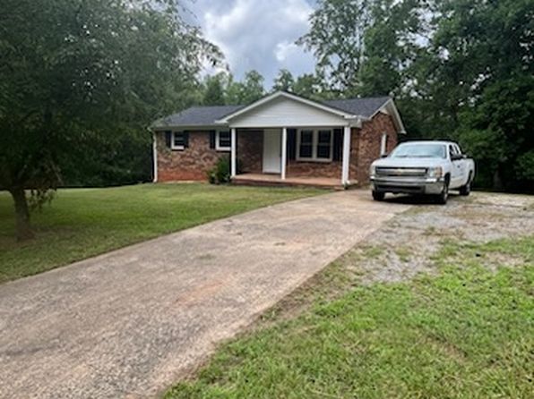 504 Sandy Run Church Rd