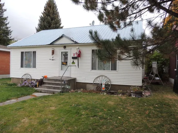 313 E 1 N, Saint Anthony, ID 83445