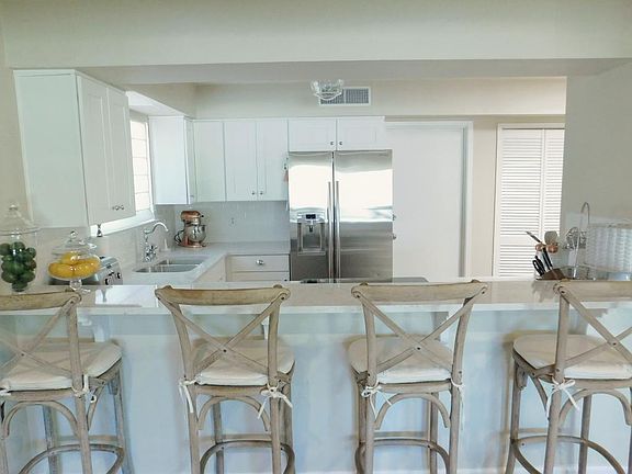 5th image of 8213 Krim Dr NE