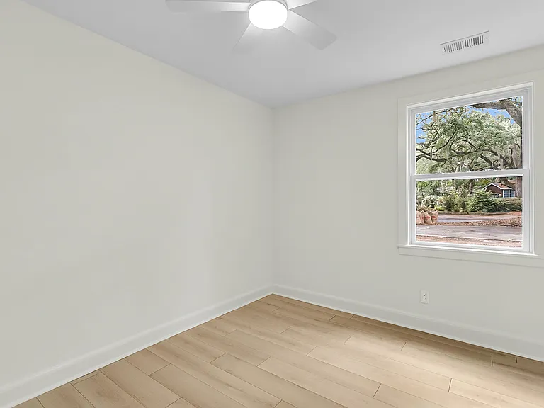 4412 Holmes Ave — Photo 11