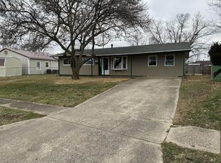 128 Putnam Rd, Heath, OH 43056