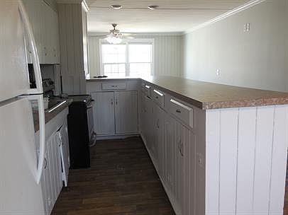 2nd image of 731 Murdock Rd Unit B