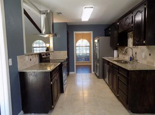 336 Suttonwood Dr, Fort Worth, TX 76108