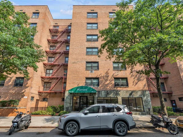 99-05 59 Ave Ave #6B, Corona, NY 11368