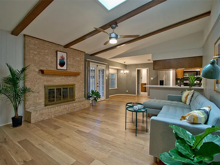 9202 Quail Meadow Dr — Photo 6
