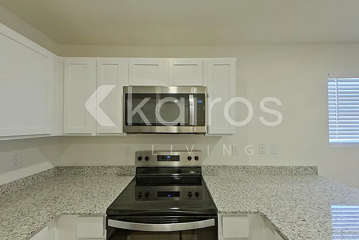 187 Lochwolde Dr — Photo 5