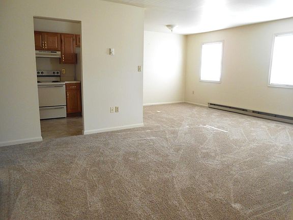 Living & Dining Area