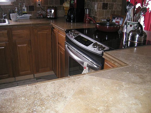 5th image of 1218 Cottonwood Dr