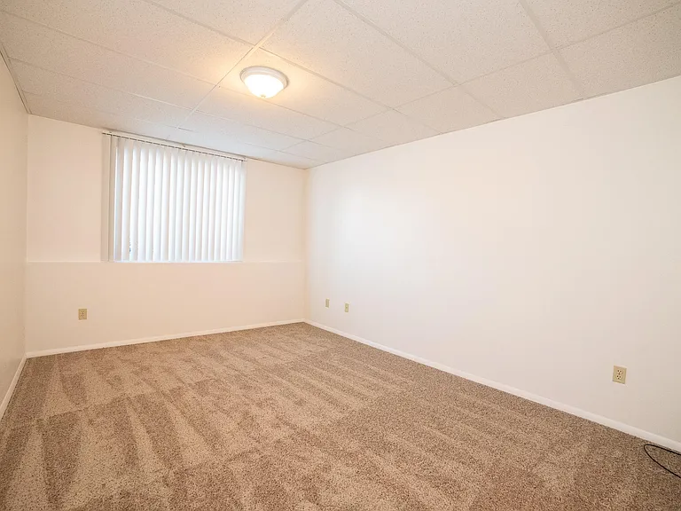 1609 Sand Ct #7 — Photo 11