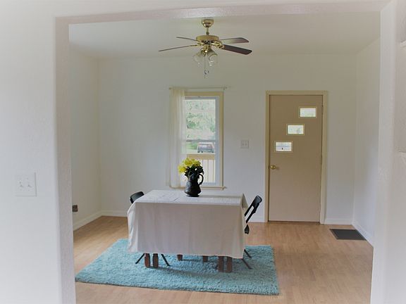 2nd image of 440 Linwood Ave