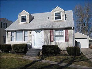 1st image of 169 Calvin Ct S