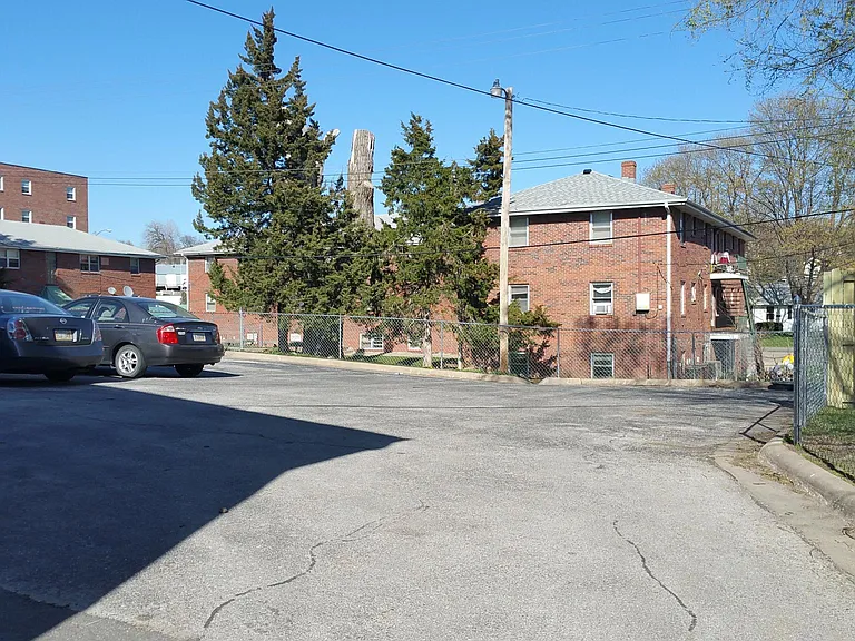 807 N 45th St #3 — Photo 17