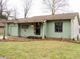 6299 Royal Oak Dr, Haslett, MI 48840