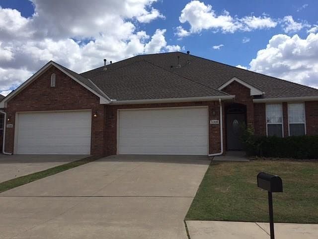1st image of 11328 NW 121st Pl